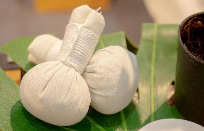 Applicare un panno caldo