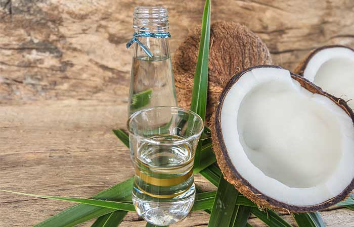 Coconut oil pulling to get rid of a white tongue
