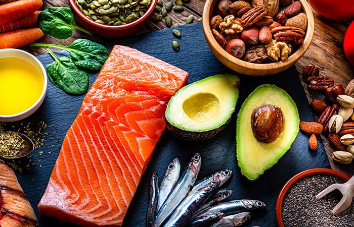 Food with healthy fats to curb weight gain