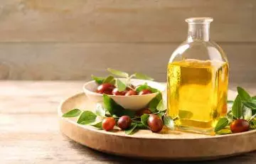 Jojoba oil for hair dye allergies