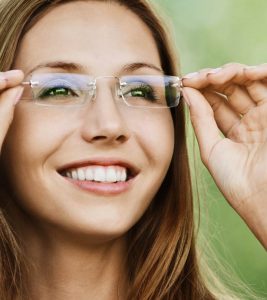 10 Natural Ways To Get Rid Of Spectacle M...