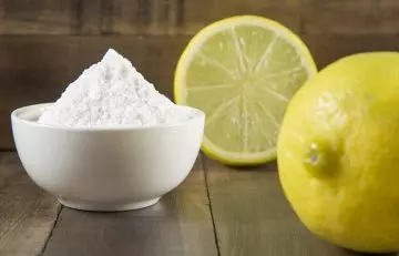 Ways to get white teeth overnight using baking soda and lime juice