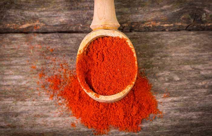 Cayenne pepper to treat foot lumps
