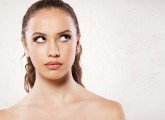 5 Effective Facial Exercises To Lift Your Eyebrows Naturally