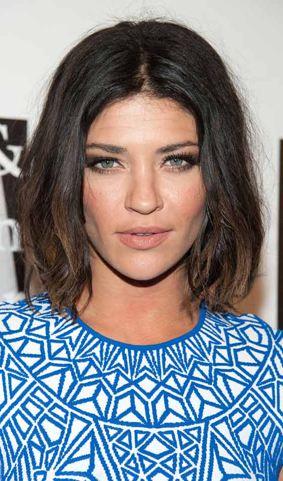 Jessica Szohr looking cool in the symmetrical wavy bob hairstyle