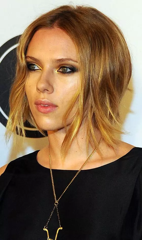 Jagged bob medium hairstyle for women