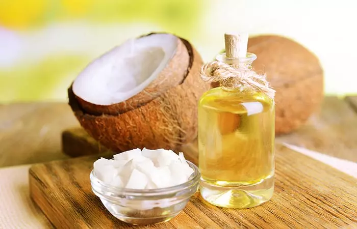 Coconut oil and clove oil for acne
