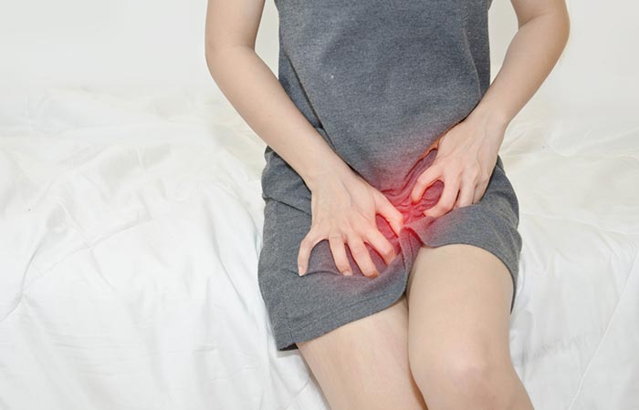 Woman having itchy vagina due to infection