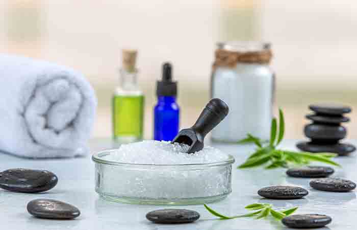 Epsom salt to soothe symptoms of pilonidal cyst