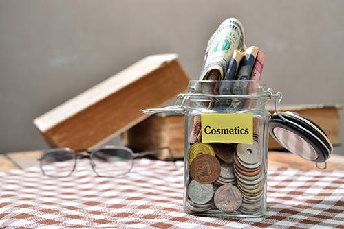 Creative Money-Saving Tips You Must Know If You Are A Makeup Addict