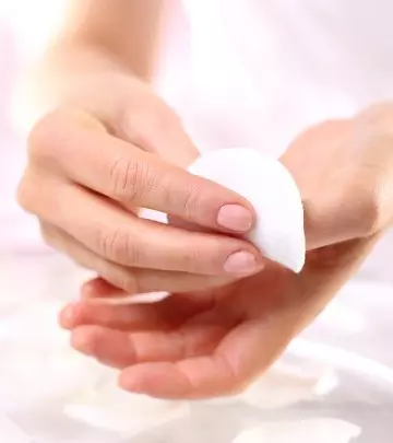 7 Brilliant DIY Ideas For Nail Polish Removers