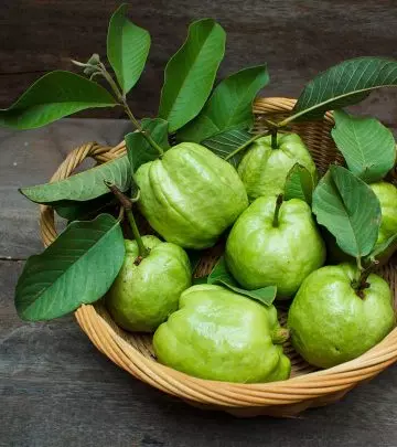817_How Are Guava Leaves Beneficial For Your Hair_shutterstock_319783790