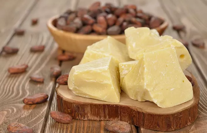 Cocoa butter can moisturize red spots on skin