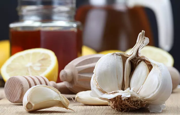 Honey lemon juice and garlic for cough