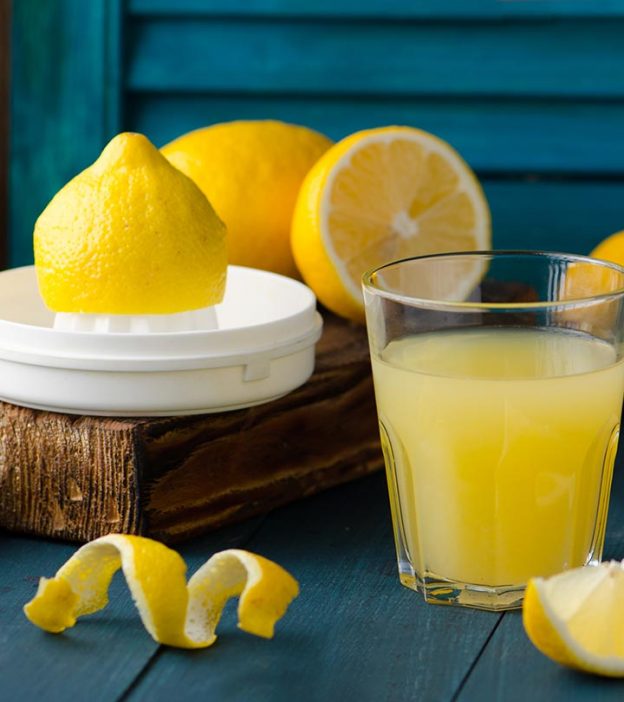 How To Remove Dark Spots On Your Face With Lemon Juice
