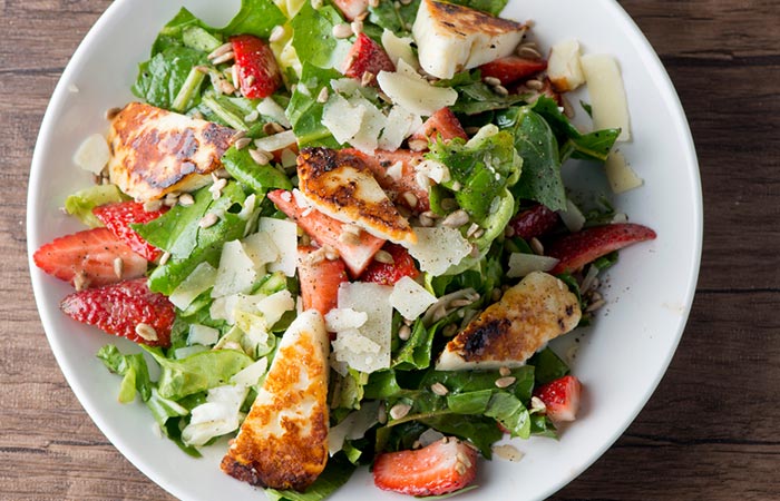 Grilled chicken and vegetables are a part of Jillian Michaels' dinner.