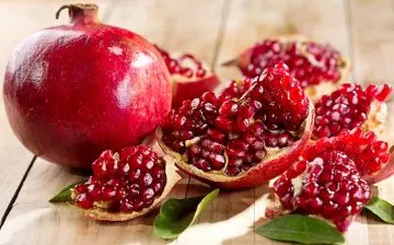 Pomegranate to increase platelet count naturally