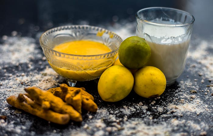 Lemon juice and turmeric for skincare