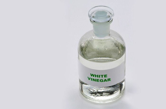 Vinegar for DIY nail polish remover