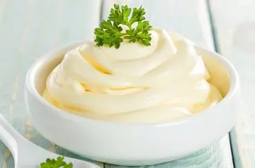 Mayonnaise is one of the things you should never put on your face