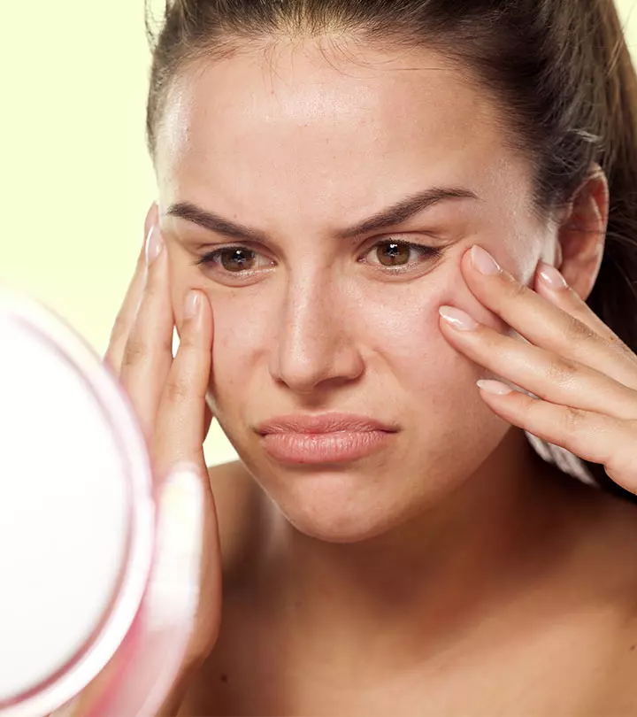 Let Your Wrinkles Disappear With This Amazing Face Toner