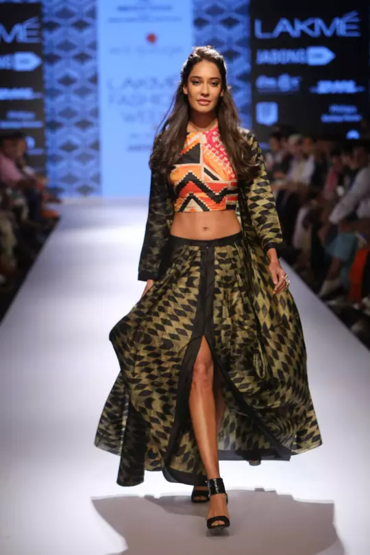 Lisa Haydon For Swati Vijaivargie