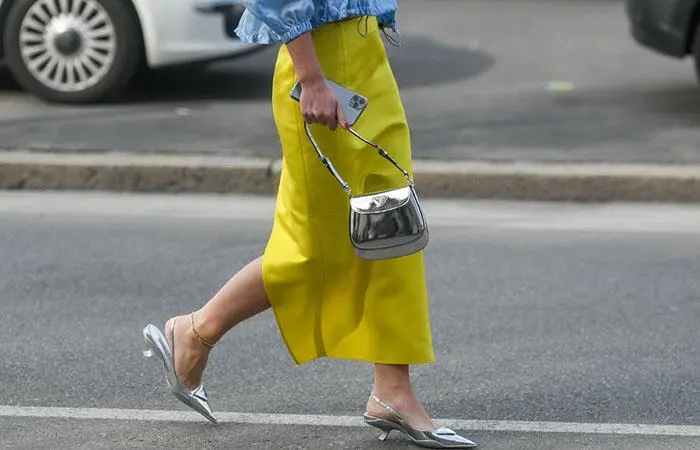 Wearing Pointed Shoes Makes You Look More Like A Clown