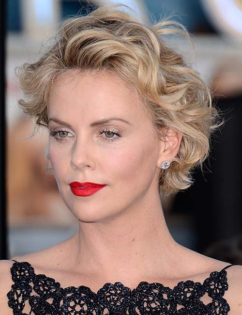Classic curly bob short hairstyle for fine hair