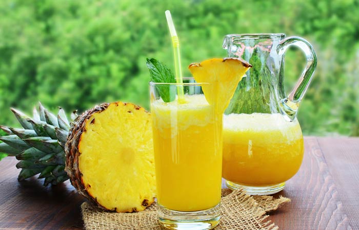 Pineapple lemonade detox drink for weight loss