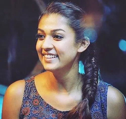 Casual chic look of Nayanthara without makeup