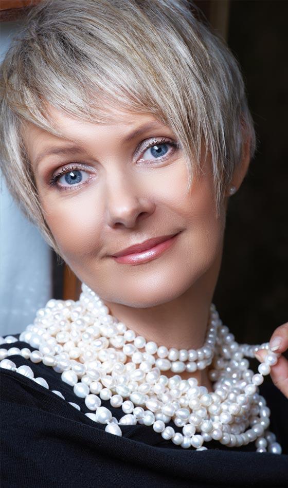 80 Short Hairstyles For Women Over 50 To Look Elegant