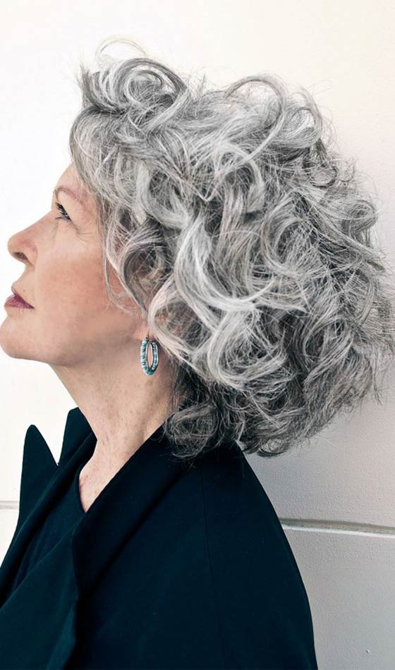 80 Short Hairstyles For Women Over 50 To Look Elegant