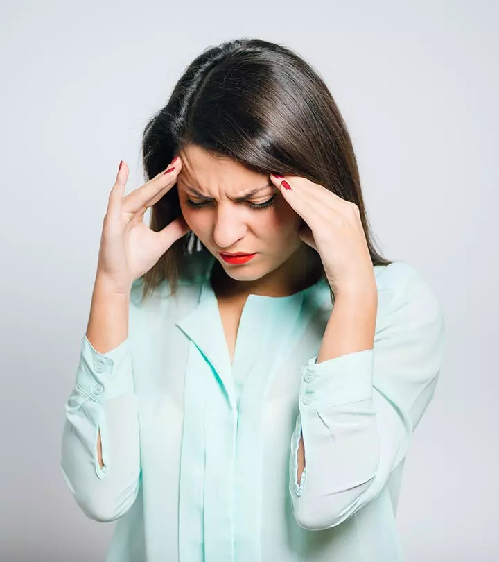 Ayurvedic-Treatment-And-Home-Remedies-To-Treat-Migraine