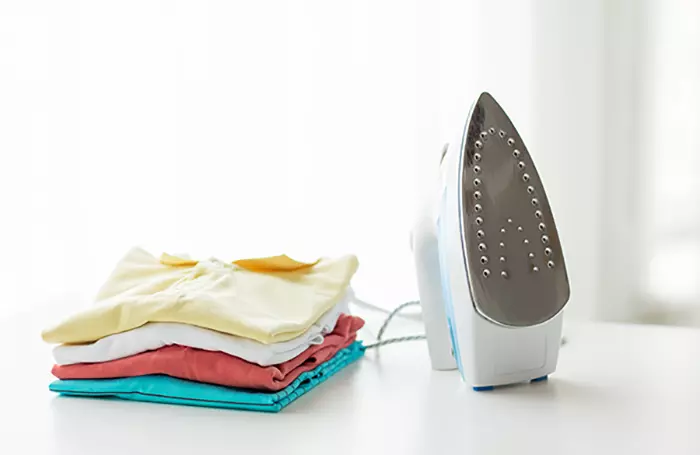 Cleans The Clothes Iron.