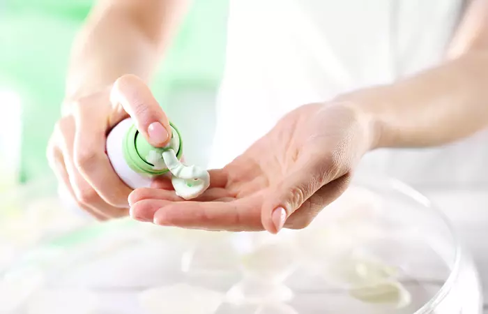 The-Right-Way-To-Shave-Your-Bikini-Line4