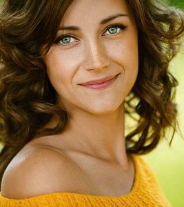 Best Hair Color For Green Eyes With Different Skin Tones