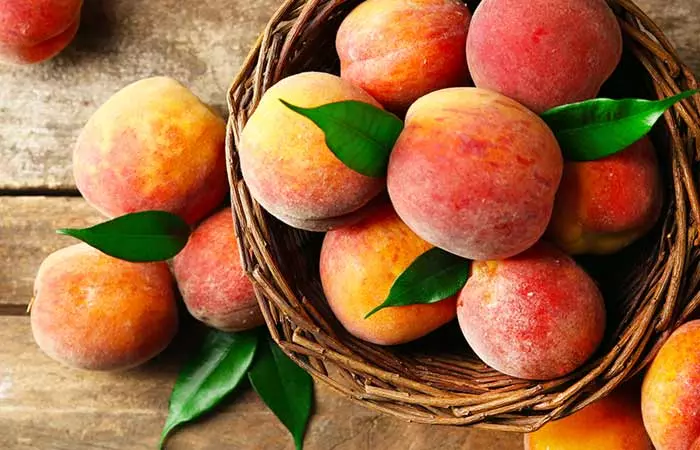 4.-Peaches