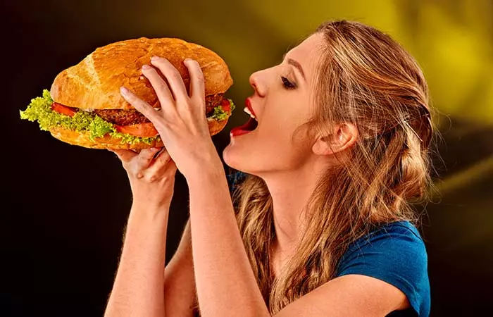 Things-You-Need-To-Stop-Doing-At-Night-If-You-Wanna-Get-Fit1