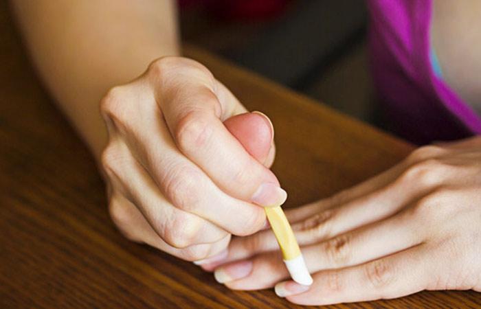 How to remove gel manicure at home tried and tested ways