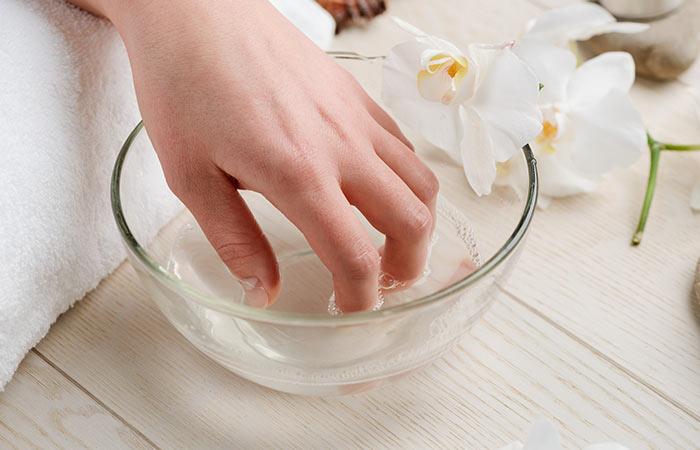 How To Remove Gel Manicure At Home Tried And Tested Ways