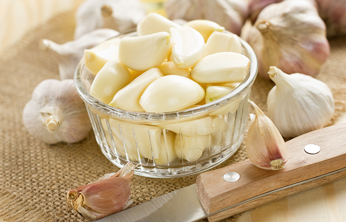This-Is-Why-You-Should-Have-Raw-Garlic-And-Honey-On-An-Empty-Stomach-(Video-Included)1