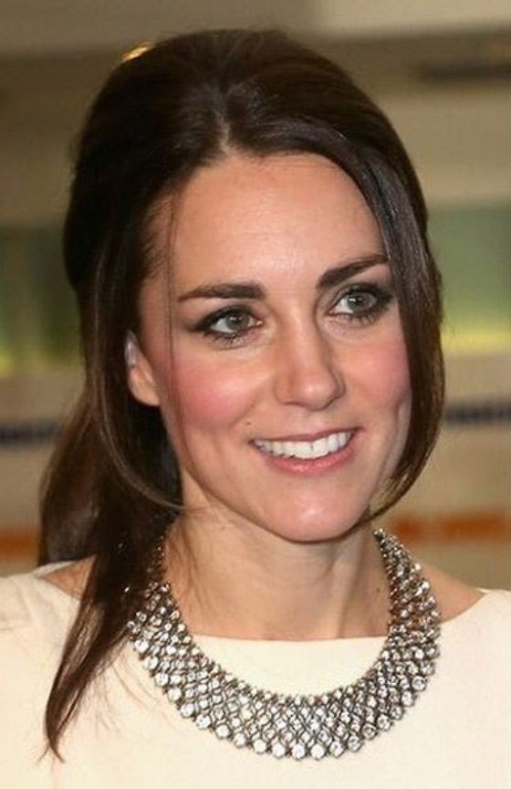Kate Middleton's layered half updo hairtyle