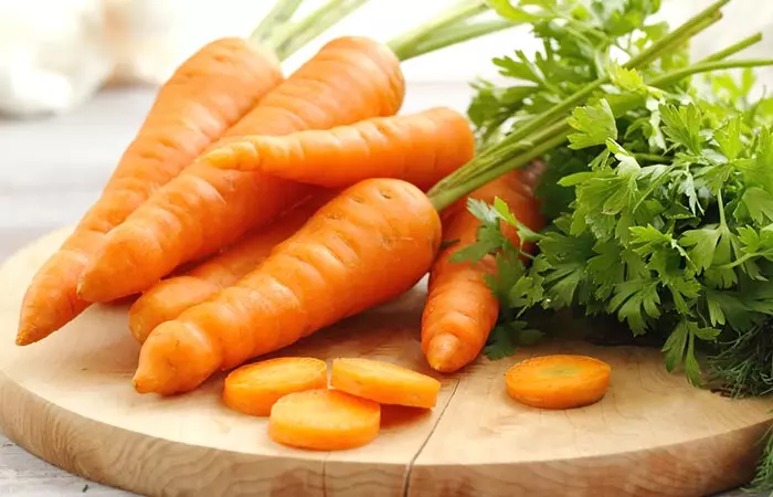 Carrot is a high fiber food for weight loss