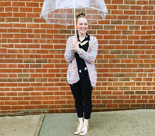 10 Rainy Day Outfit Ideas That Are Foolproof And Waterproof