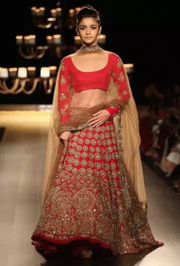 2. Alia Bhatt Wearing Red Embroidered Lehenga