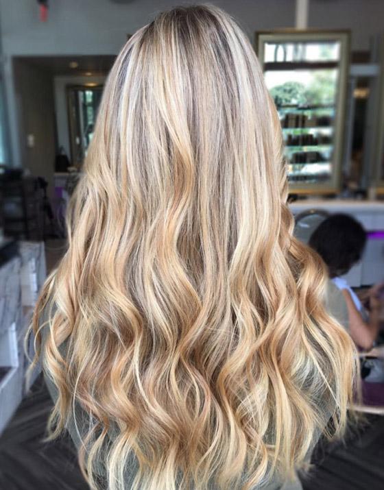 Goldilocks honey blonde hair color