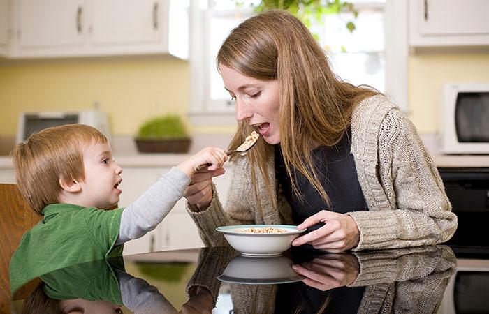  2. Snacking On Your Baby’s Leftovers