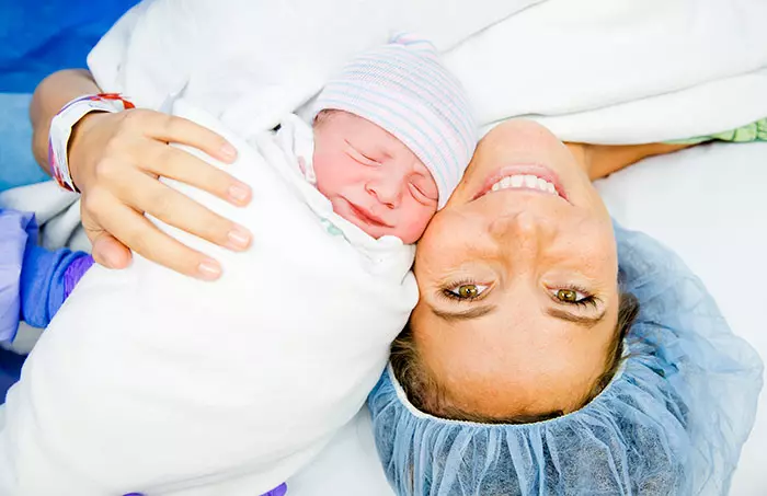 3. C-section mothers brave the recovery period as real stars
