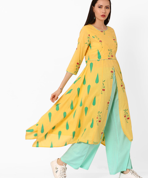 Front slit kurti for young to middle-aged women