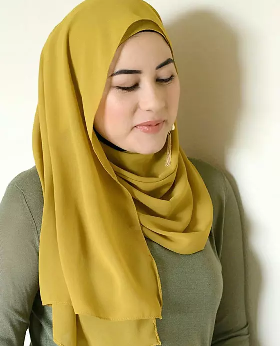 How to style hijab for big face